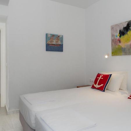 Stratos By Mroom Apartments Makrýgialos Dış mekan fotoğraf