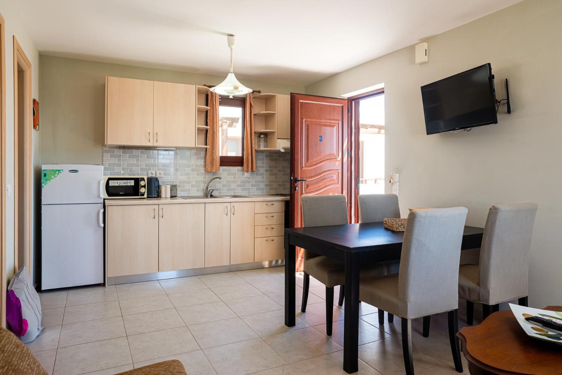 Stratos By Mroom Apartments Makrýgialos Dış mekan fotoğraf