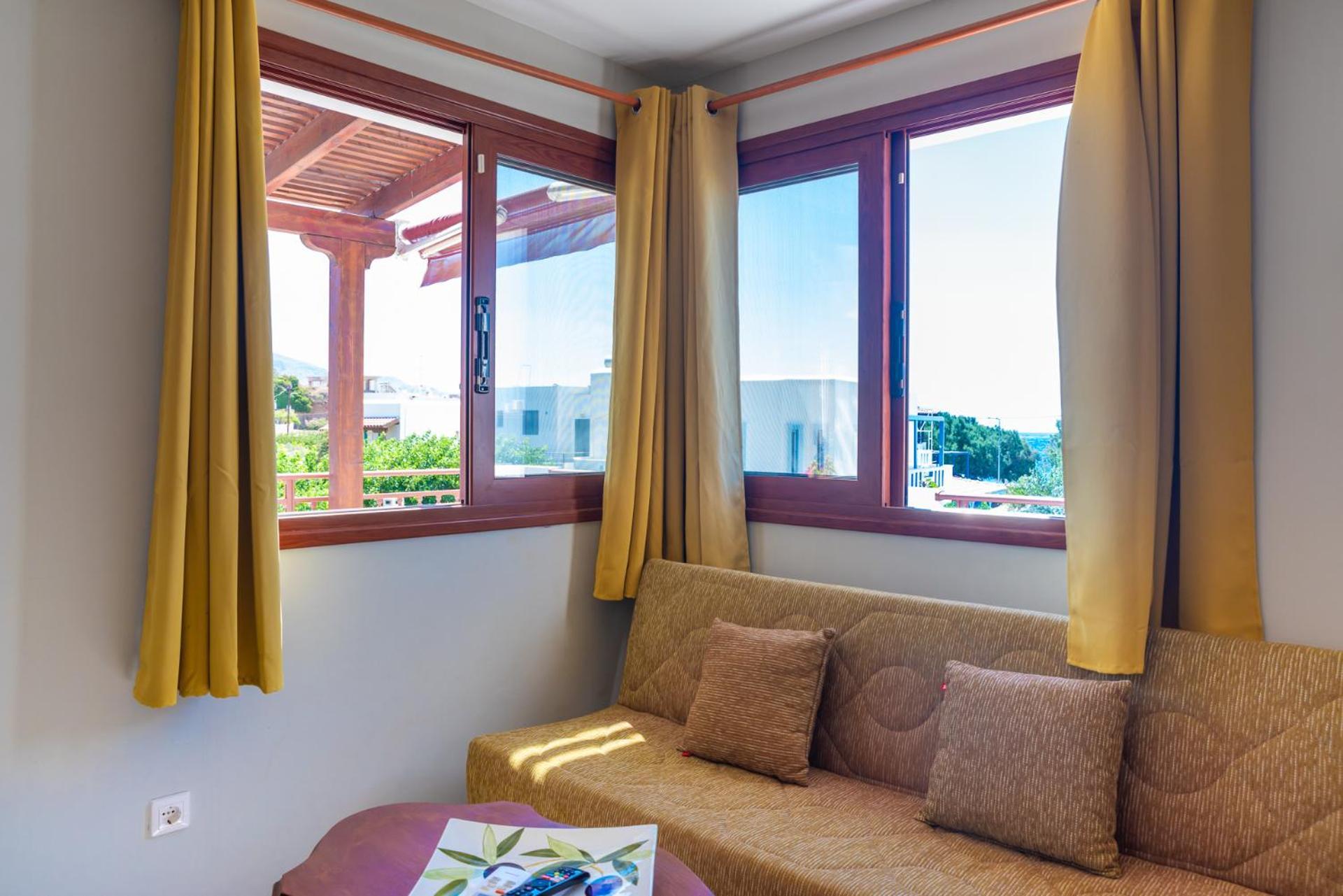 Stratos By Mroom Apartments Makrýgialos Dış mekan fotoğraf