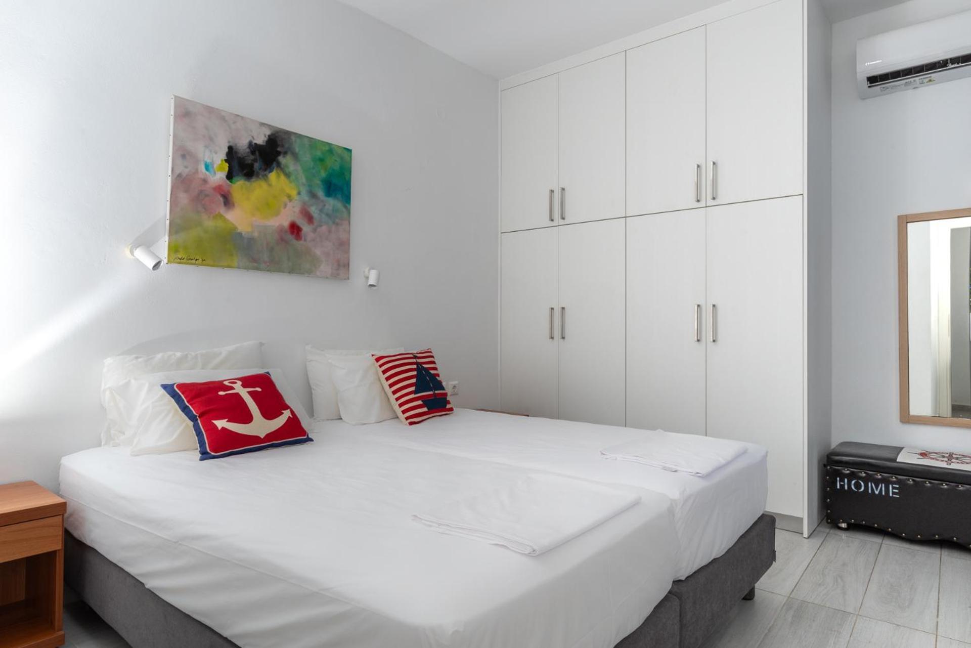 Stratos By Mroom Apartments Makrýgialos Dış mekan fotoğraf