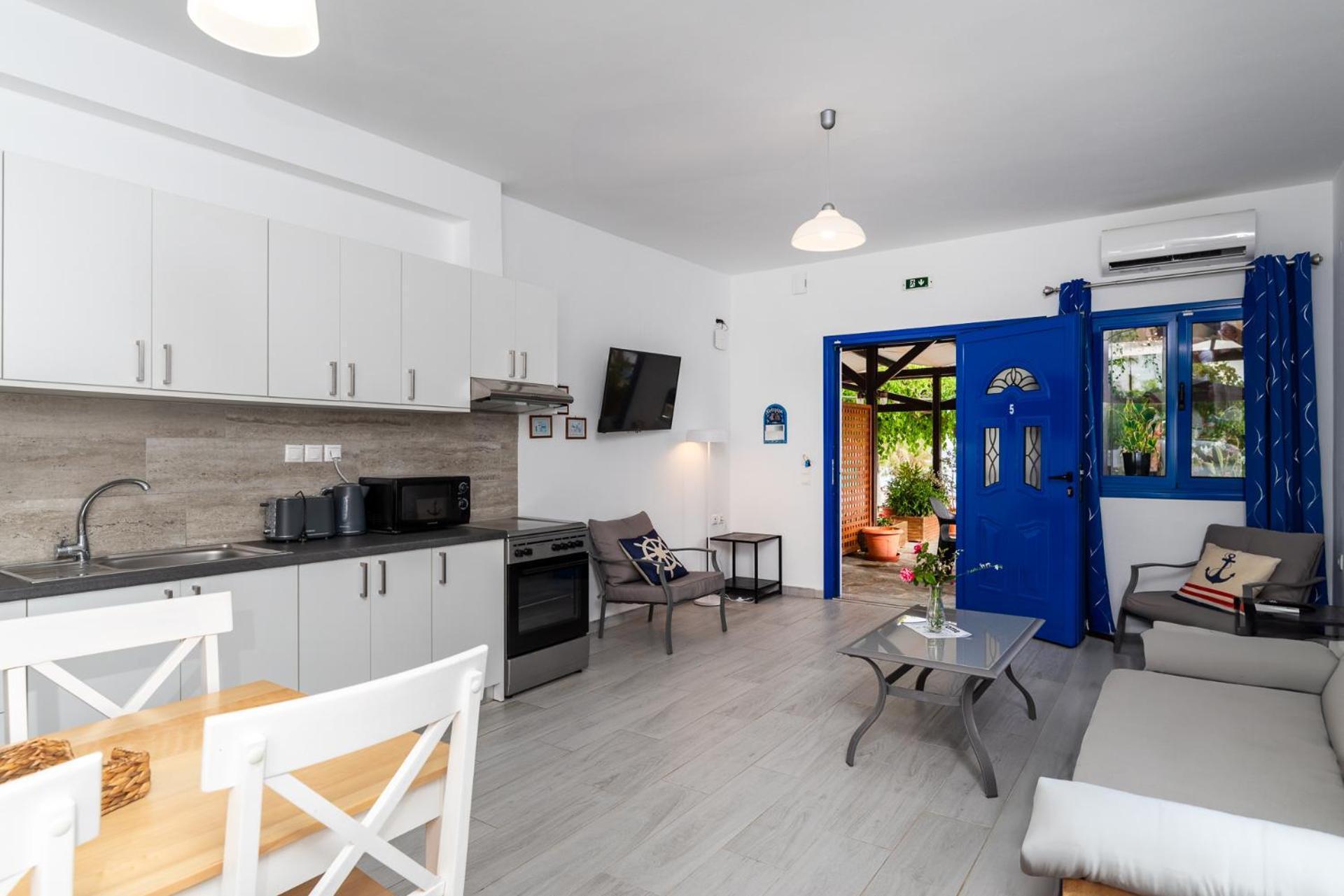 Stratos By Mroom Apartments Makrýgialos Dış mekan fotoğraf